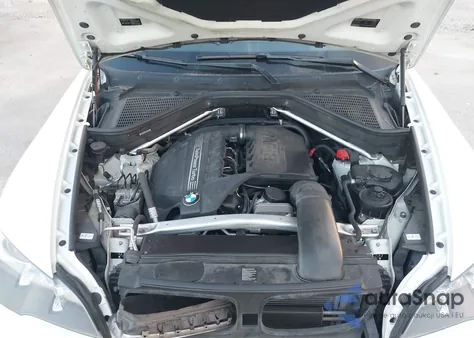 2013 BMW X5 xDrive35I/xDrive35I Premium/xDrive35I Sport Activity из США, поврежденный, VIN 5UXZV4C55D0G53972